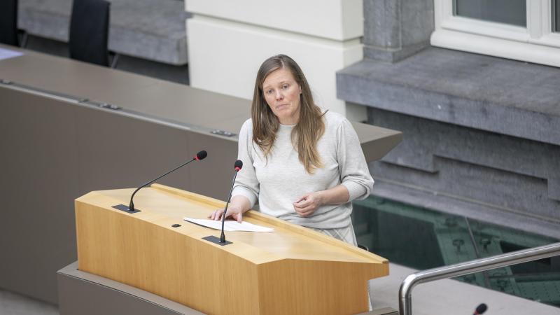Wij zijn ervan overtuigd dat de socio-economische gevolgen voor Vlaanderen buitenproportioneel groot zullen zijn in verhouding tot de natuurwinst, aldus Vlaams parlementslid Tinne Rombouts.