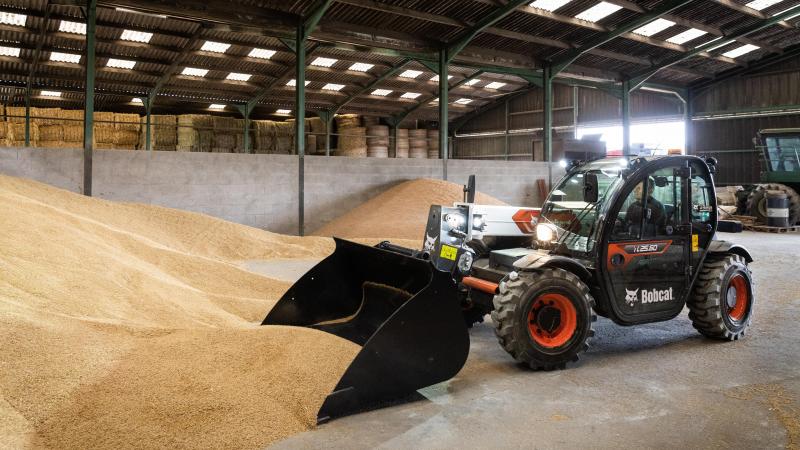 De TL25.60 AGRI is een machine die in elke situatie op de boerderij te vertrouwen is.
