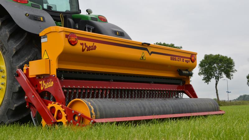 Vredo produceerde dit jaar zijn duizendste agri doorzaaier uit de serie 229.07.5.