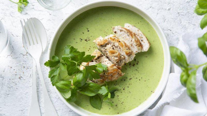 Kipfilet met een sausje van waterkers (2)