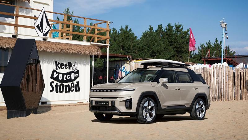 De KGM Torres EVX is  niet de eerste stap van  het merk op de markt van elektrische auto’s,  maar ongetwijfeld wel  de meest geslaagde.