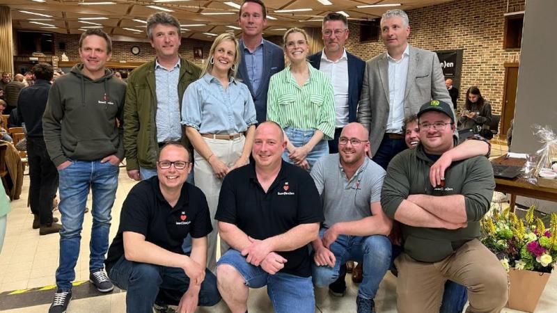 De Verenigde Jonge Landbouwers blikken terug op een geslaagde avond waar ze minister Brouns heel wat vragen voorlegden, en waar vooral Dina Tersago een pakkende boodschap meegaf aan de minister.