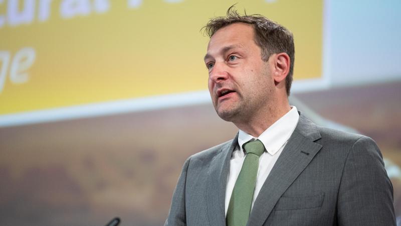 Eurocommissaris Christophe Hansen stelde op 14 mei een pakket vereenvoudigingen voor aan de manier waarop het GLB werkt.