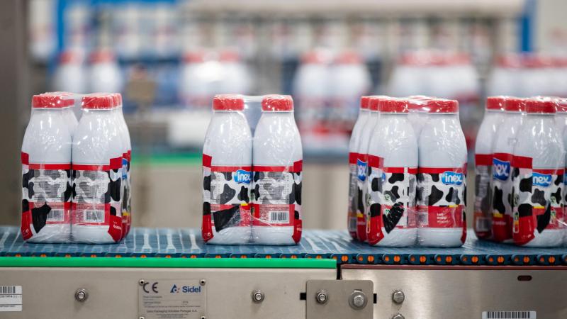 Gemiddeld drinken Vlamingen 33 l per jaar.