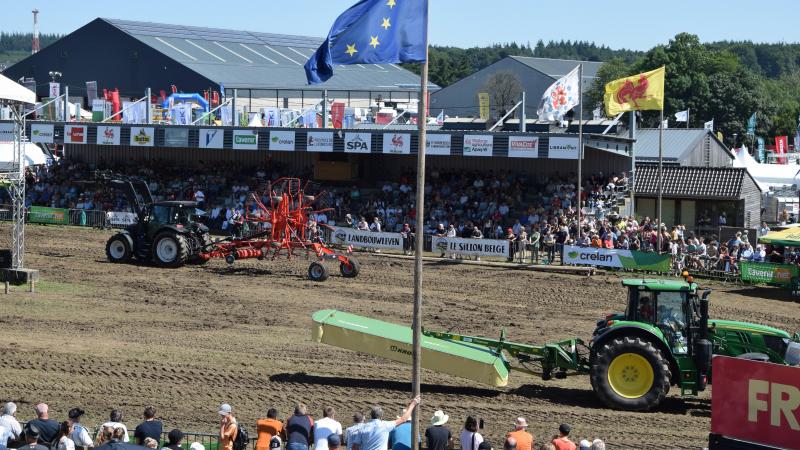 Wil je nieuwigheden uit de mechanisatie leren kennen? Dan kun je dagelijks terecht aan de Grote Ring voor de Mecanic Show.