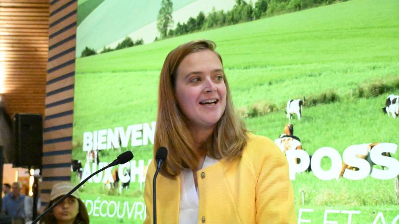 Waals Landbouwminister Anne-Catherinne Dalcq (MR) steunt alvast de Waalse boeren in hun strijd voor het behoud van het Europese budget.
