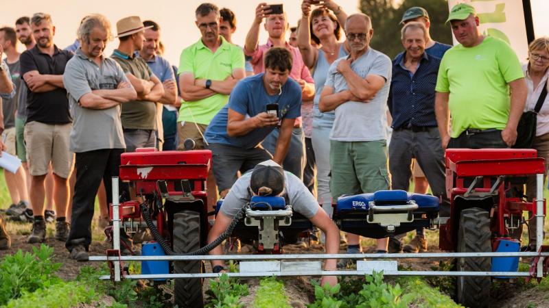 Terrateck toonde de Glider 500, een elektrische machine om manueel plant-, wied- en oogstwerk ergonomisch en efficiënt uit te voeren.