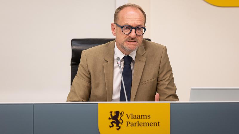 Er moet aandacht zijn voor de wolf, maar ook voor zijn slachtoffers, aldus minister Weyts.