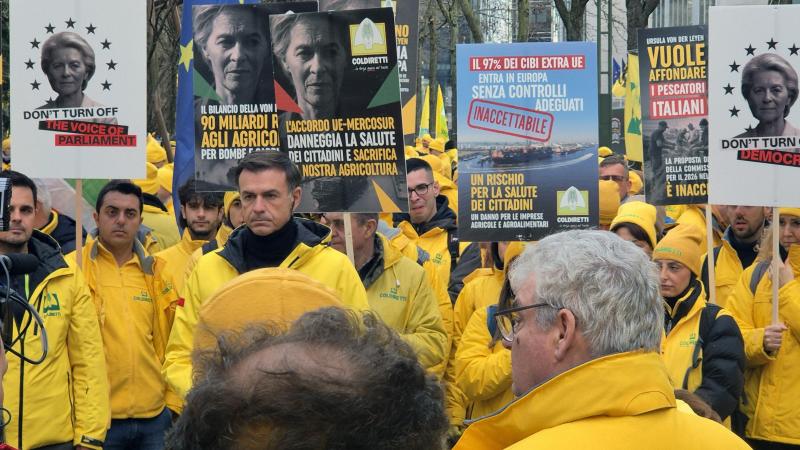 Op 18 december protesteerden in Brussel zowat 10.000 boeren uit elk Europees land tegen het Mercosur-vrijhandelsakkoord.