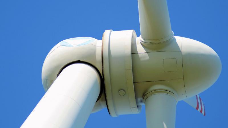 Vlaanderen heeft   geen specifieke   normering voor   infrasoon en   laagfrequent geluid ,  zegt Bart Dochy.