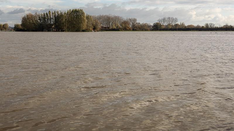 Volgens minister van Omgeving Brouns zal ons drinkwater dankzij het drinkwaterplan beter beschermd worden tegen vervuilende stoffen.