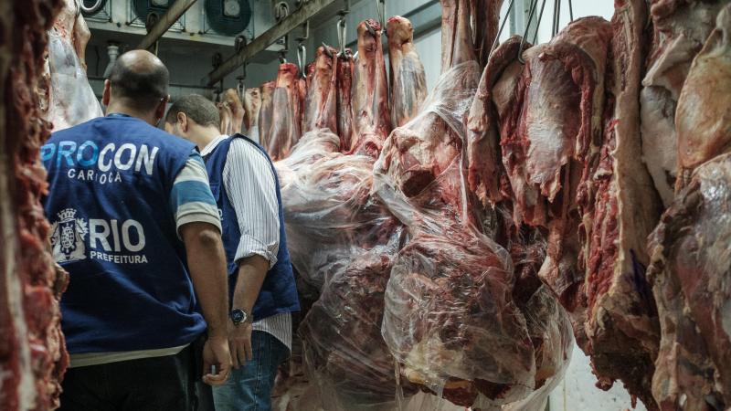 Brazilië ontbreekt op een lijst van landen die de EU haar regels respecteren tegen het overmatige gebruik van antibiotica in de veeteelt.