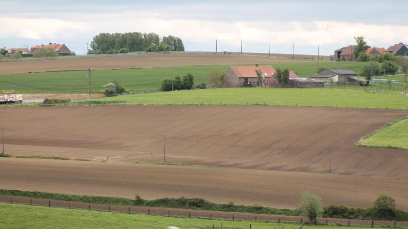 Boerenbond heeft een samenhangend standpunt geformuleerd dat 3 stappen behelst om ruimte voor jonge boeren te vrijwaren.