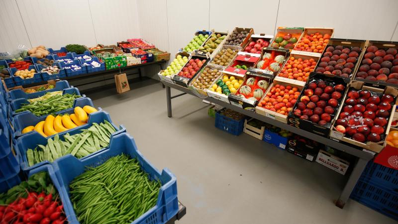 Rechtstreekse verkoop zonder verwerking levert landbouwers in de korte keten het meeste op.