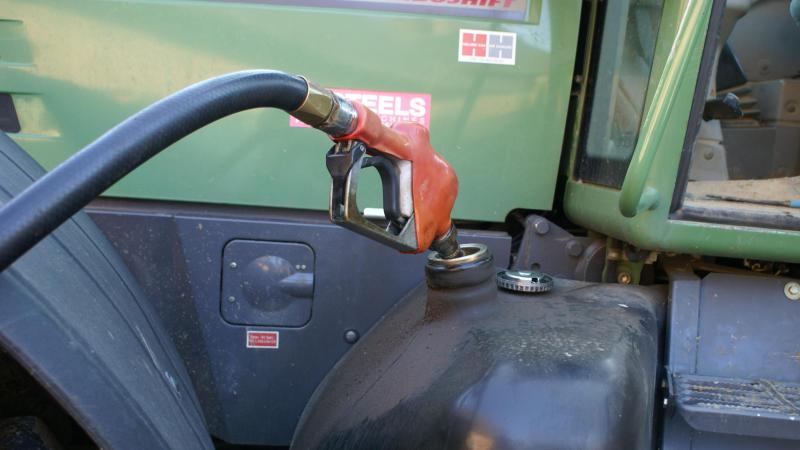Franse boeren zullen voor een stuk vergoed worden voor de meerprijs die ze in april betaalden voor rode diesel als gevolg van de crisis in het Midden-Oosten.