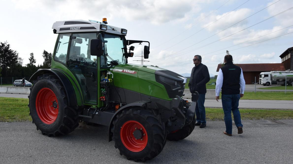 Fendt introduceert de e100 Vario elektrisch aangedreven tractor.