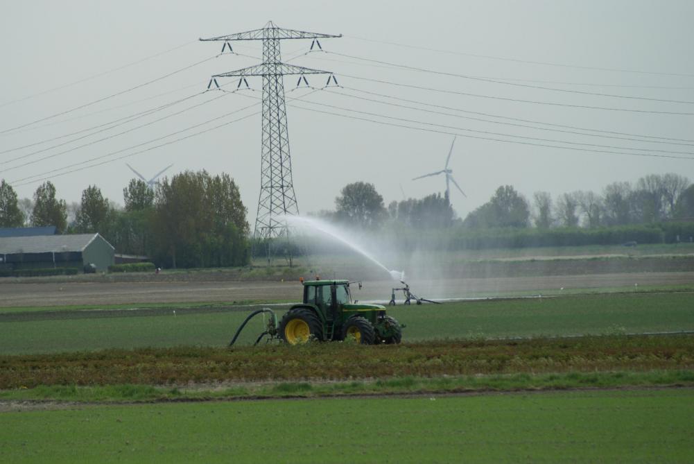 Voor irrigatie moet er een goed doordacht plan komen, want water is een bron die  uitputbaar is.