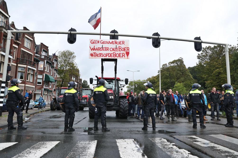 Begin oktober trokken duizenden boeren naar Den Haag om te demonstreren voor meer respect voor hun werk. Deze week gingen ze opnieuw de straat op.