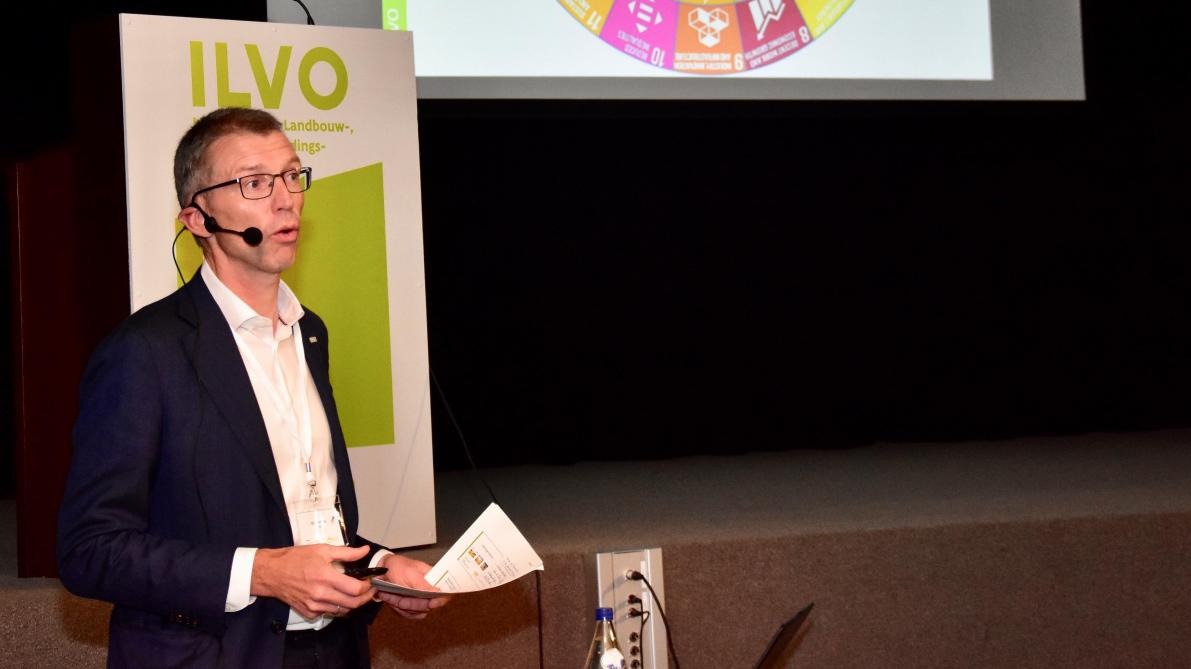 In alles wat we doen, houden we ons een spiegel voor , zegt Joris Relaes.