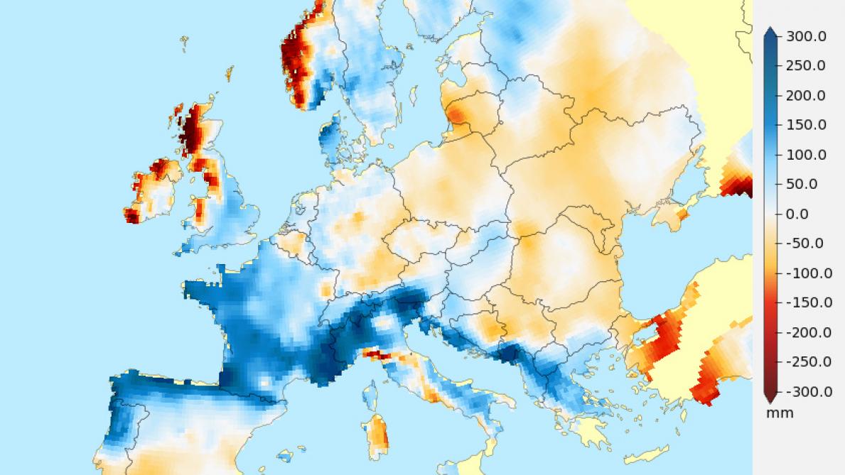 Afwijkingen in neerslag (mm) voor oktober tot december 2019 t.o.v. het gemiddelde voor oktober tot december in de referentieperiode 1981-2010.