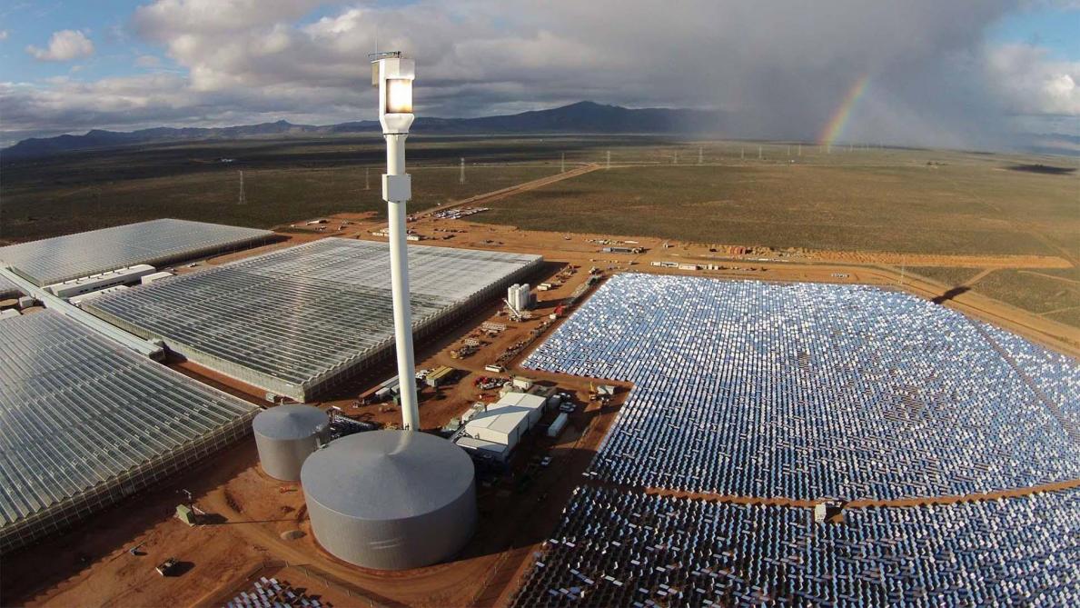 Van der Hoeven bouwde in Australië mee aan het futuristische ‘Sundrop Farms’, een duurzaamheidsconcept.