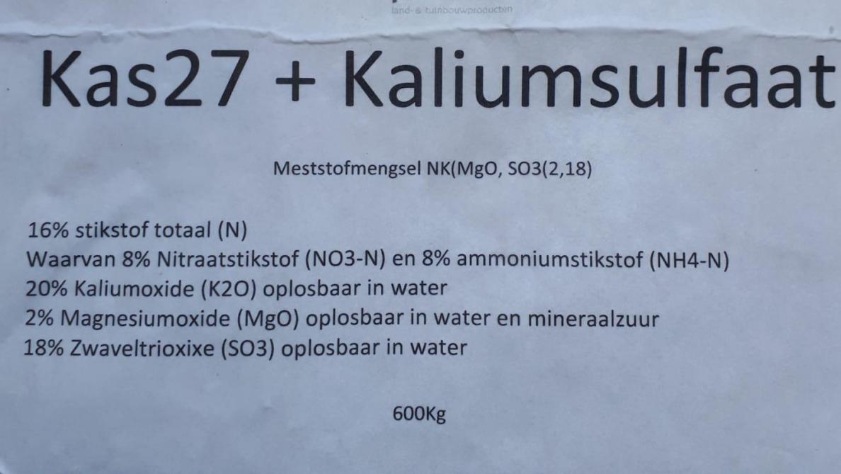 Eind juni deed Natuurpunt opnieuw een stikstofgift met kunstmatige KAS-meststoffen (kalkammonsalpeter) waar 16% stikstof in zit, in het Turnhouts vennengebied.