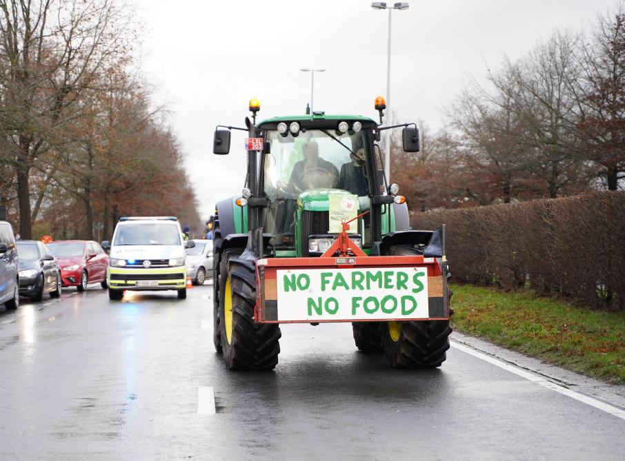 De boodschap van de boerenprotesten overal in Europa werd gehoord door de Europese politici in Brussel, stelt Duits Europarlementslid Norbert Lins.