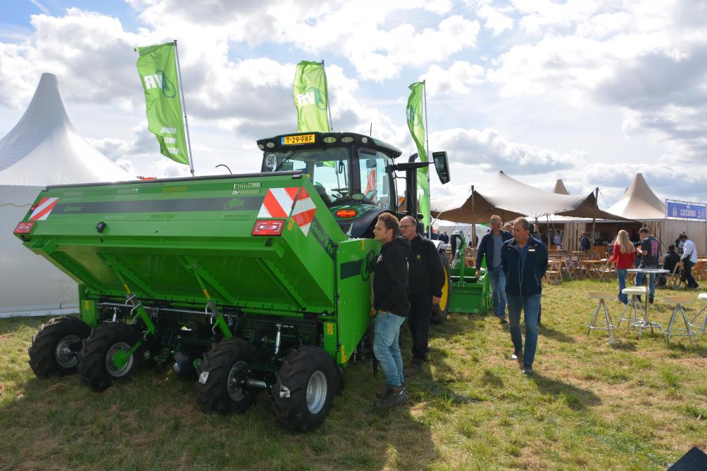 Uiteraard was er ook veel aandacht voor mechanisatie. Zo presenteerde AVR zijn slimme planter Ceres 440.