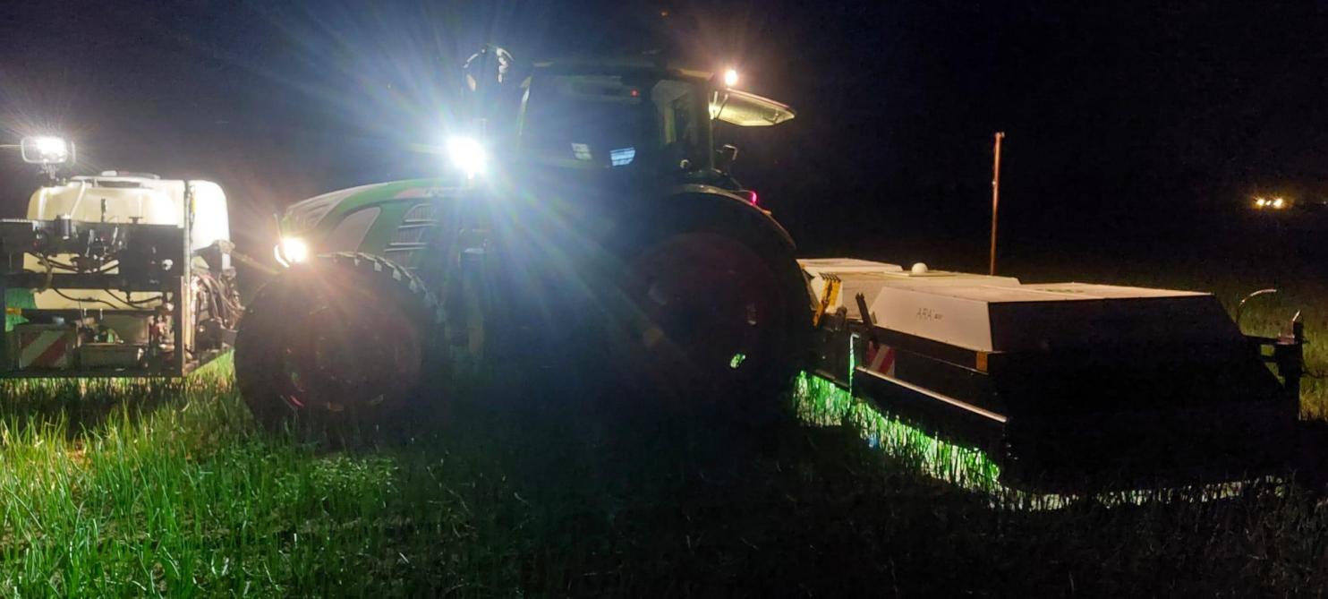 De Ecorobotix werkt even goed in het donker.
