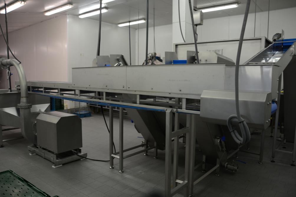 De aardappelen van Franken Agro worden in een frietlijn op het bedrijf verwerkt tot vers gesneden en verpakte frieten.