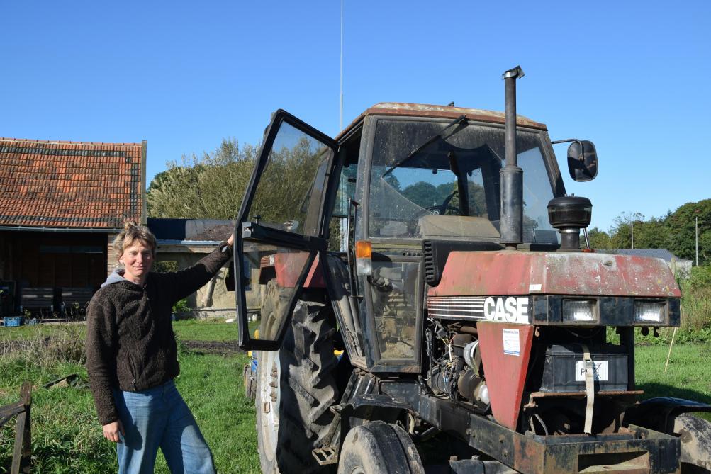 De tractor die Joke tweedehands gekocht heeft.