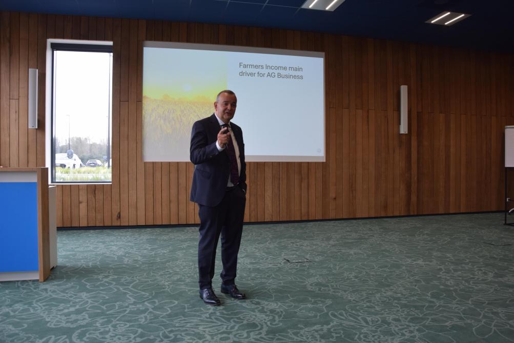 De CEO van Lemken, Anthony van der Ley,  gaf meer duiding bij de ontwikkeling van Lemken  in Dinteloord (NL).