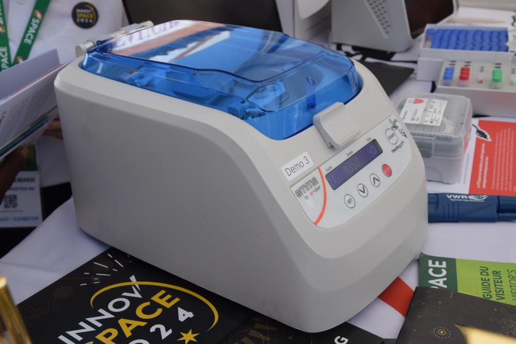 ‘Emma’ van Ender Diagnostics kan snel klinische mastitis opsporen in de dierenartsenpraktijk.