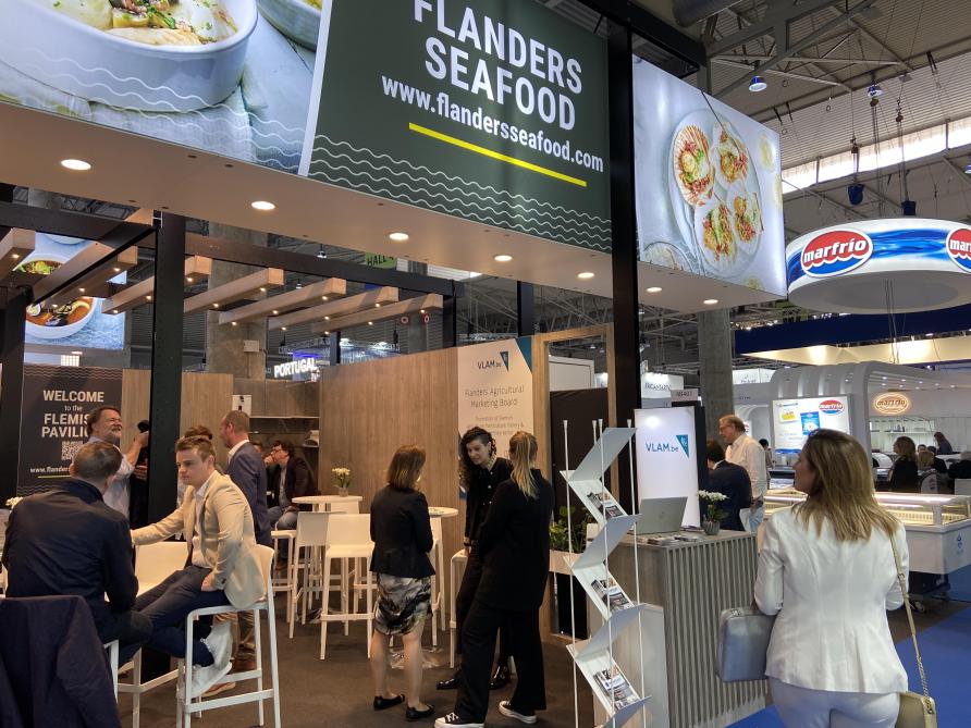 Met een paviljoen op de Seafood Expo Global in Barcelona draagt VLAM de Belgische vis internationaal uit.