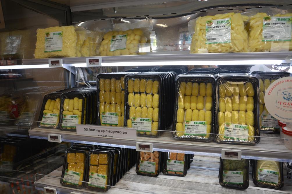 In de hoevewinkel vind je een uitgebreid assortiment verse frieten, kookaardappelen en kroketten.
