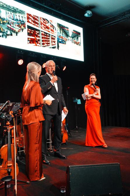 Luc (l) en Myriam (r) Heusdens zijn al 40 jaar de drijvende kracht achter de Schäffer-invoer in ons land.
