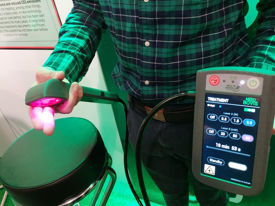 Met de Neeo Bovis Laser kan je mastitis behandelen.