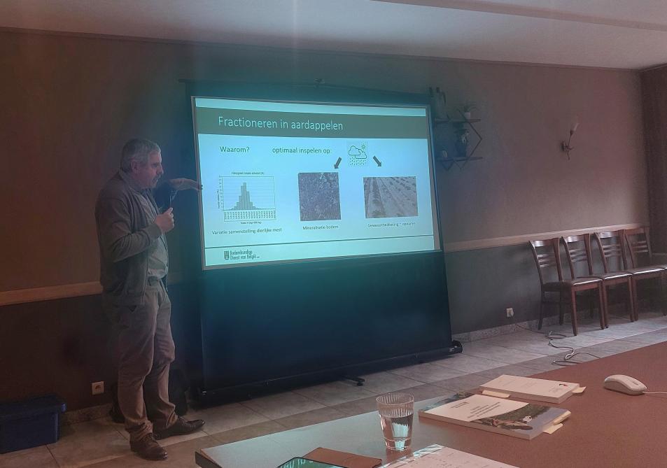 Jan Bries gaf meer toelichting bij de bemesting van aardappelen.