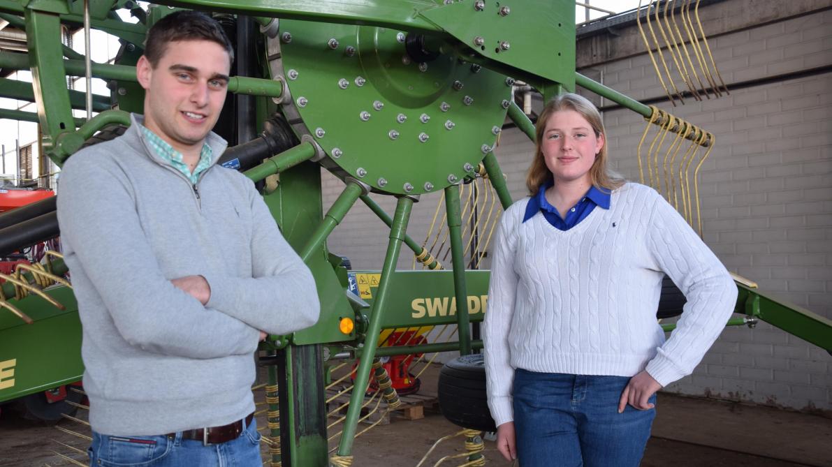 Ward en Amelie kozen bewust voor het specialisatiejaar Melkvee en staken intussen al heel wat bijkomende kennis op.
