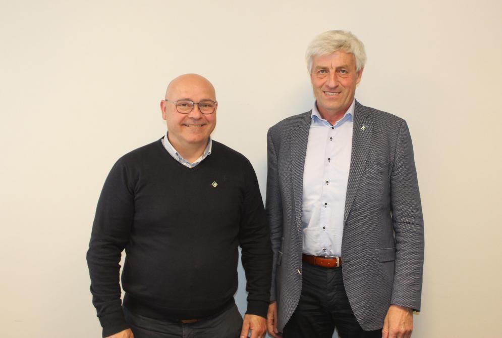 Bruno Vincent (links) volgt Hendrik Vandamme (rechts) op, die 16 jaar voorzitter was van ABS.
