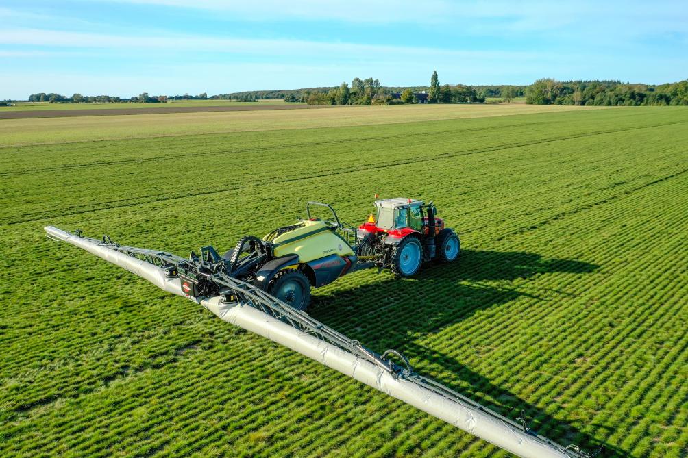 Luchtondersteuning op de spuitboom is een techniek die Hardi al 30 jaar aanbiedt.