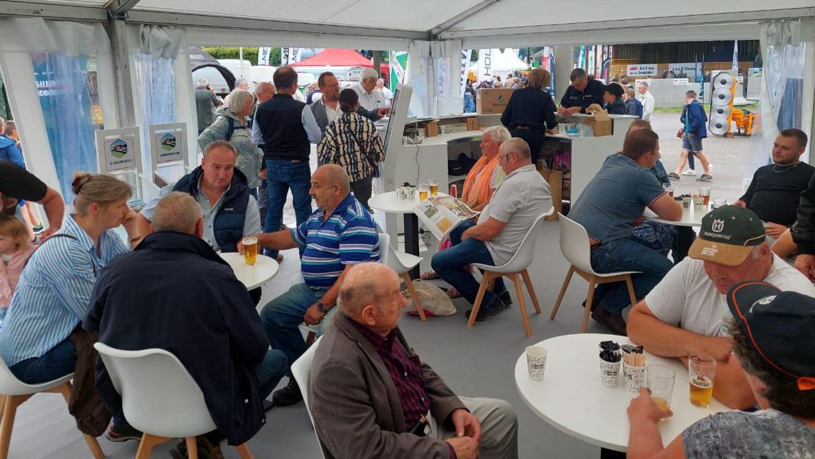 Steeds een gezellige drukte op de stand van Landbouwleven/ Le Sillon Belge.