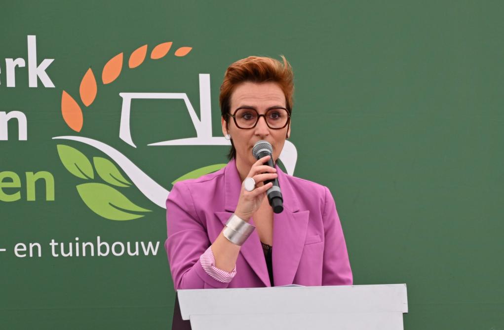 “Onze stad leeft op het ritme van de velden”, stelt Tineke Van hooland, schepen van Landbouw in Oudenaarde.