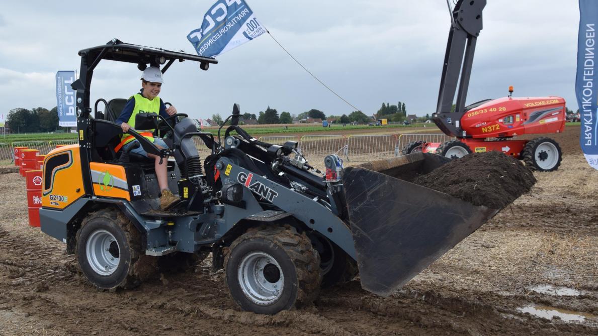 De GiantG2700E Xtra heeft 2 elektromotoren.
