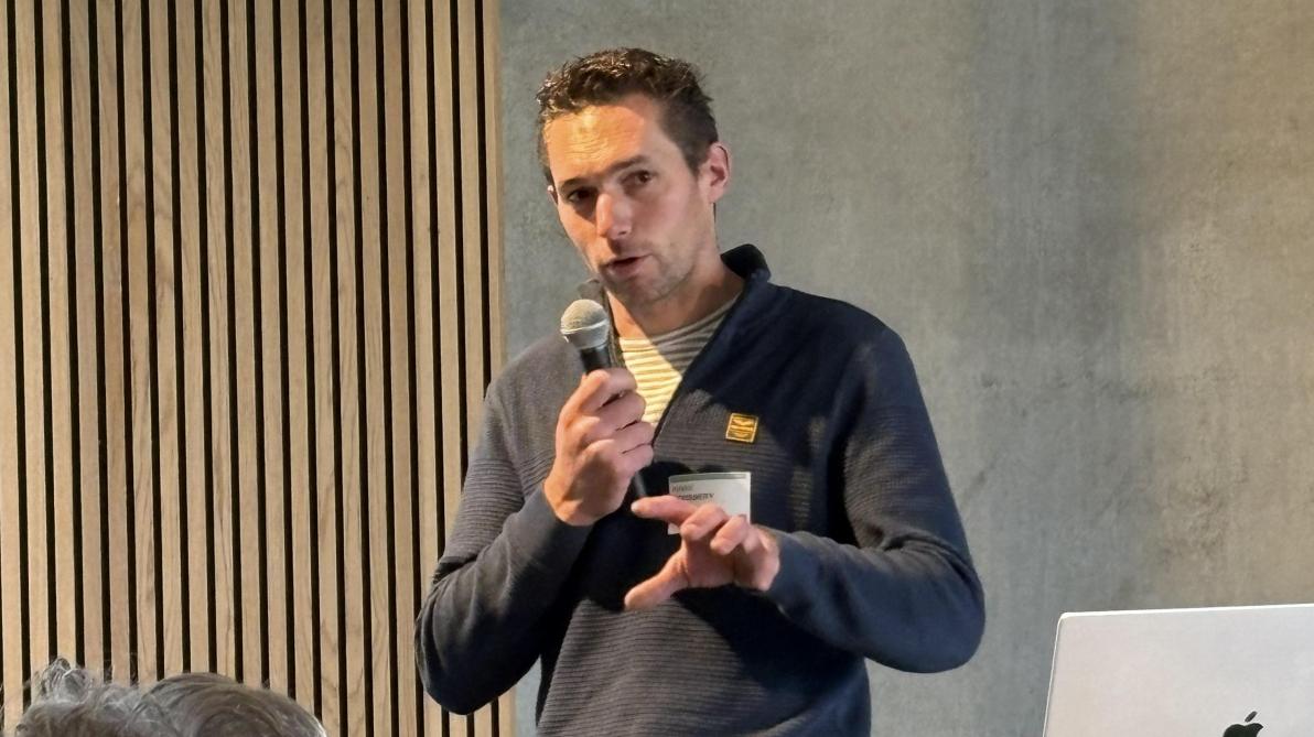 Kristof Boussery benadrukte de economische haalbaarheid van duurzaamheidsinspanningen.