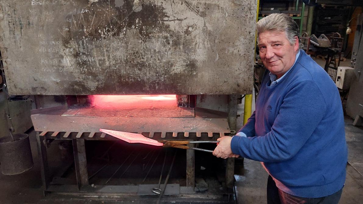 In de Steeno-fabriek in Geraardsbergen staan heel wat bijzondere productiemachines, zoals een oven die boven de 1.000 °C gaat.