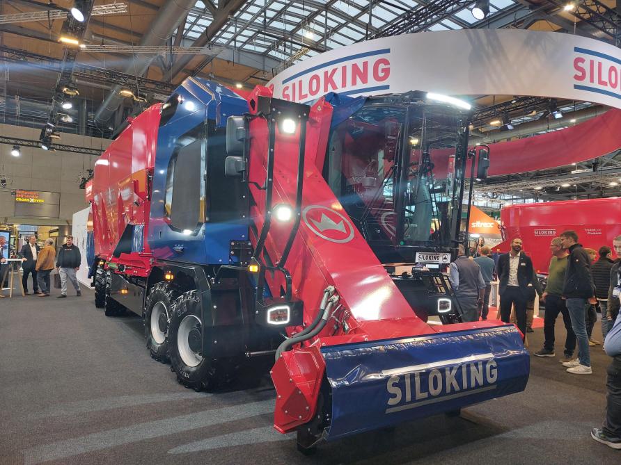 Siloking zelfrijdende voermengwagen.