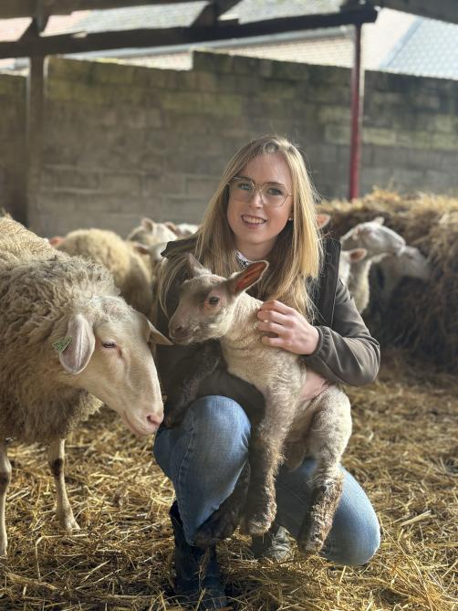 Mensen die buiten de sector staan, hebben toch vaak een verkeerd beeld van wat boeren eigenlijk is , meent Roos.