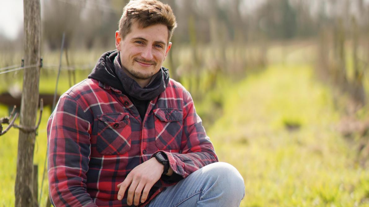 Bavo is een gepassioneerde wijnboer uit Destelbergen.