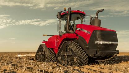 De Quadtrac CVX van Case IH is de eerste rupstractor  met traploze transmissie en knikbesturing.